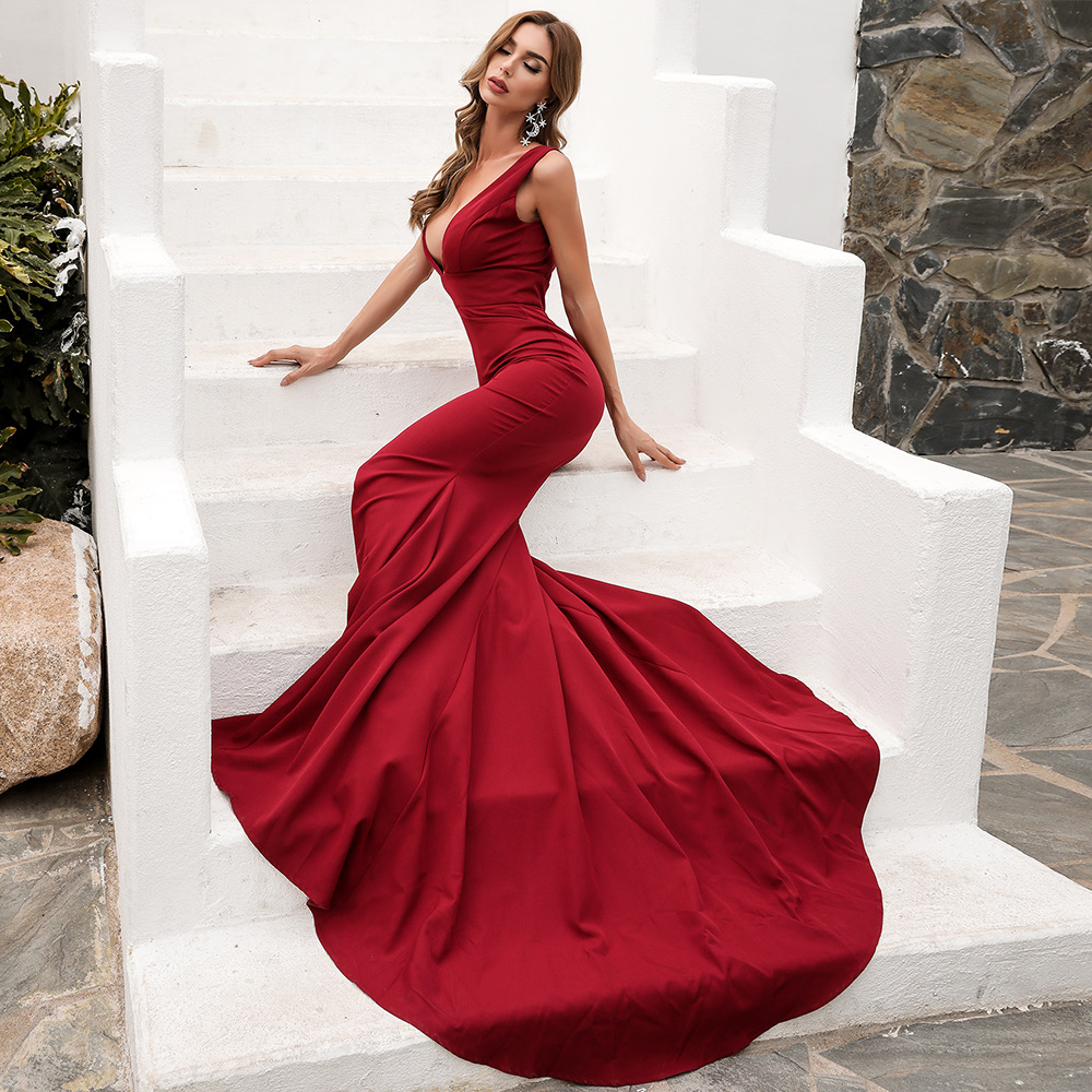 Hunniset Gown - Luxette Boutique