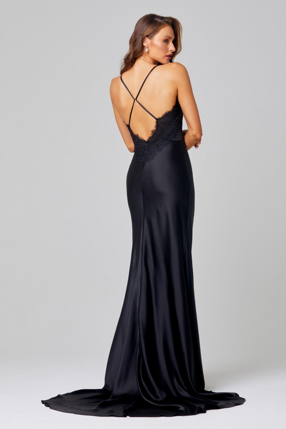 TO836-BAILEY-BLACK-BACK